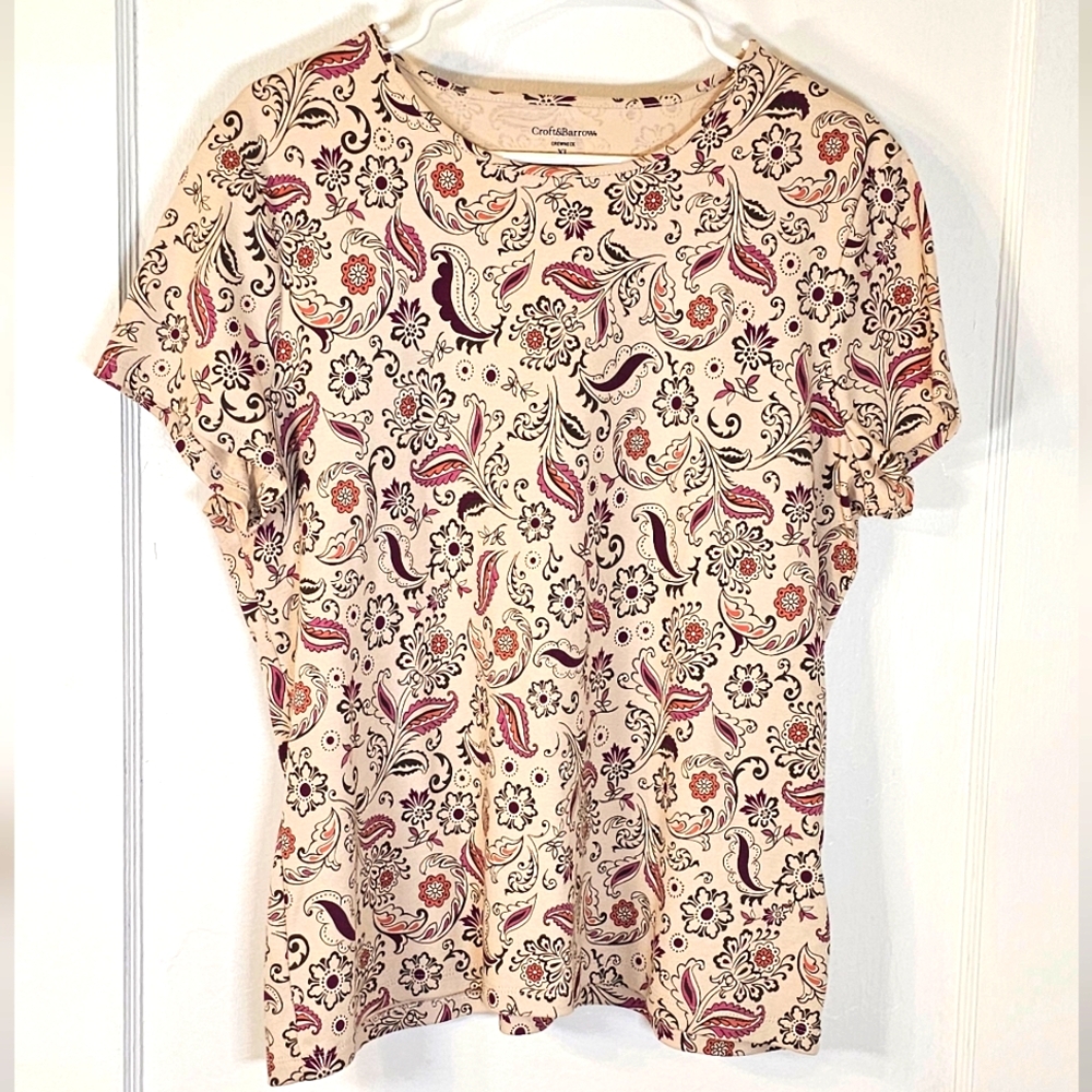 🎉BOGO🎉Paisley Cream Short Sleeve Top